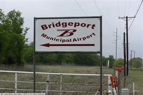 bridgeport tx airport